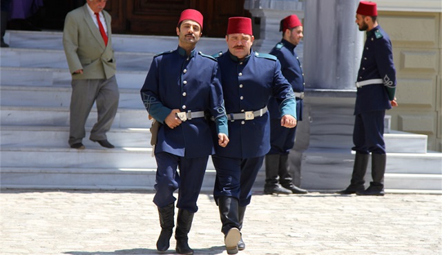 Setten: İlk Kareler