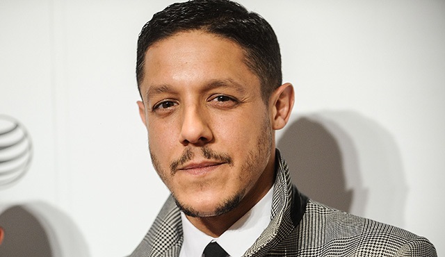 Theo Rossi, Luke Cage'nin kadrosuna katıldı