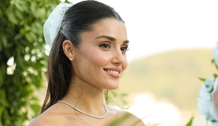 Hande Erçel, Meyra karakterinin bilinmeyenlerini anlattı!