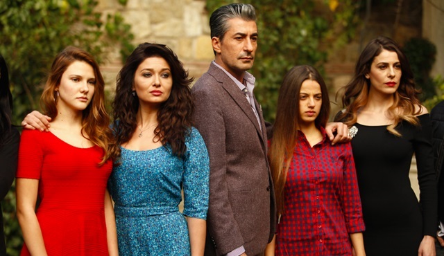 YouTube'dan Paramparça'ya ödül geldi!