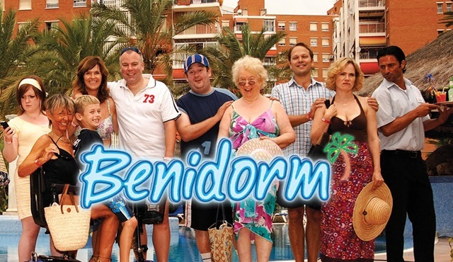 FOX, İngiliz dizisi Benidorm'u uyarlamak için harekete geçti