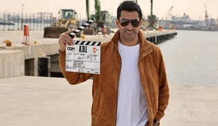 Kenan İmirzalıoğlu, A.B.İ dizisi için sete çıktı!
