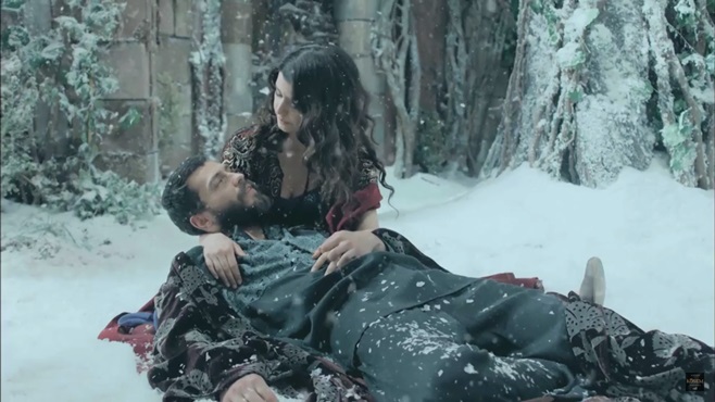 Muhteşem Yüzyıl Kösem : İncecikten Bir Kar Yağar