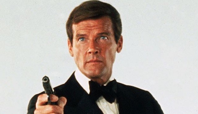 James Bond'u canlandıran aktörlerden Roger Moore hayatını kaybetti