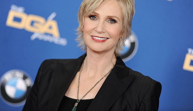 People’s Choice Awards'ı 2016'da Jane Lynch sunacak