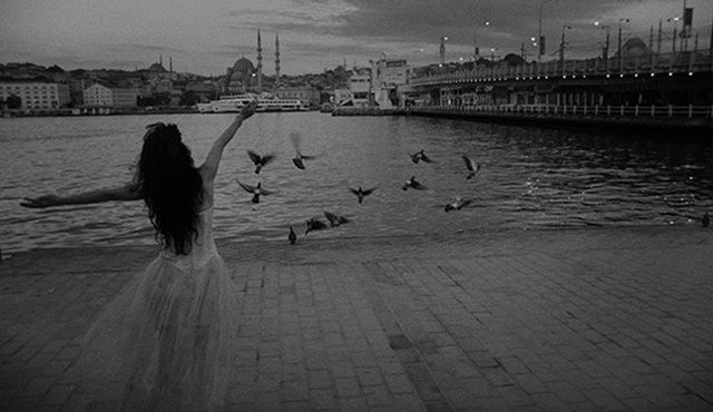 Gezici Festival'de Cumartesi: Hasret ve Saltanatın Mezarlığı