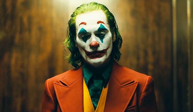 Joaquin Phoenix'li solo Joker filminden yeni bir tanıtım geldi
