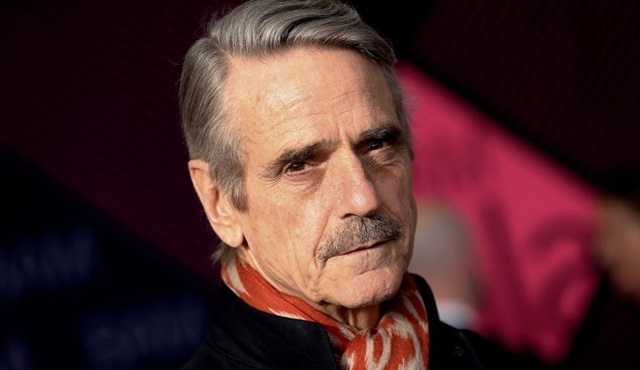 HBO'nun Watchmen uyarlamasının kadrosuna Jeremy Irons da dahil oldu