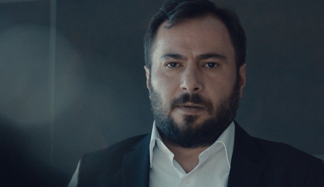 Çukur’da Medet’i Gillette sürprizi bekliyor!
