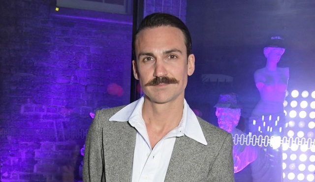 Netflix'in Sherlock Holmes'tan esinlenilen yeni dizisi The Irregulars'ın başrolleri belli oldu