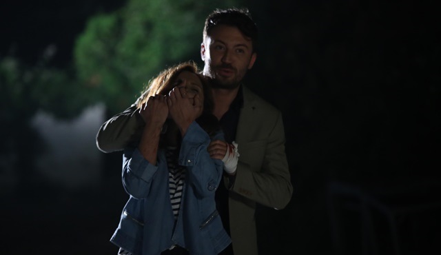 Poyraz Karayel | Neşet takes Ayşegül hostage