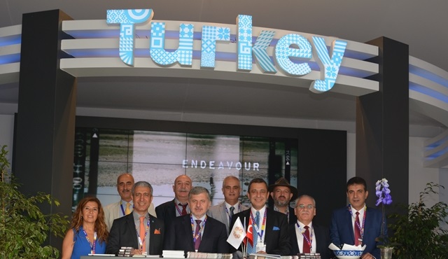 Türk dizileri ve televizyon programı formatları, MIPCOM 2015'te beğeniye sunuldu!