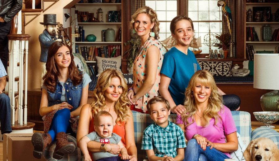 Fuller House dizisi Netflix'ten 5. ve final sezonu onayını aldı