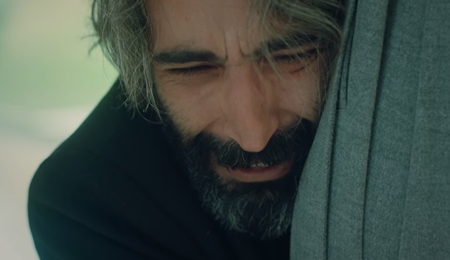 İstanbullu Gelin'den bir dayak güzellemesi