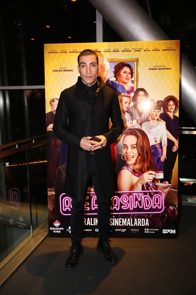Aile Arasında Gala