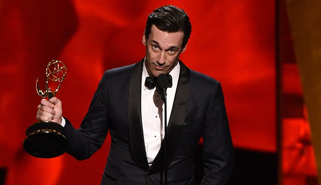 Jon Hamm, Emmy Ödülü'nü böyle kabul etti