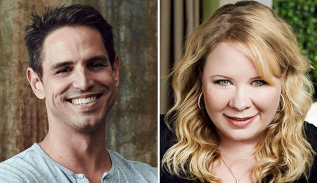 Greg Berlanti ve Julie Plec birlikte yeni dizi hazırlığındalar: The Marquis