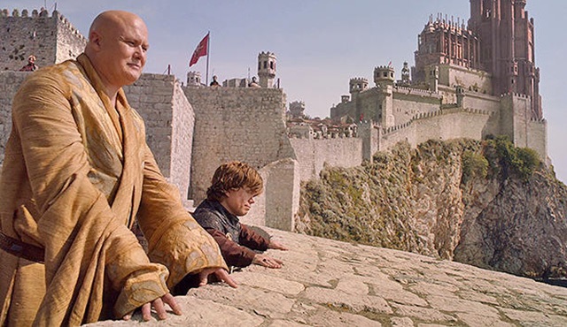 Game of Thrones'taki Kral'ın Toprakları'nı çörekle yeniden yarattı