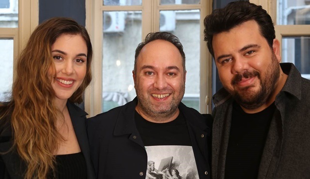 Berfu ve Eser Yenenler çifti Hakan Gence ile Sıkı Muhabbet'e konuk oldu!