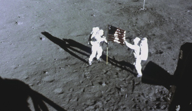 Neil Armstrong Hakkında Bilinmeyenler National Geographic’te ekrana gelecek!