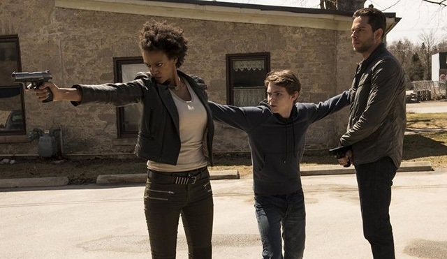 Heroes Reborn'dan ilk fotoğraflar geldi