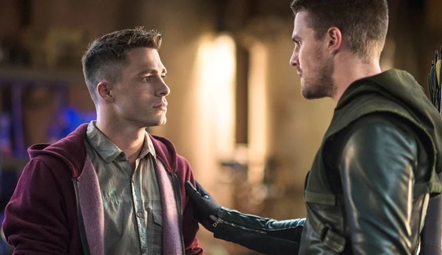 Colton Haynes Arrow'a geri dönüyor!