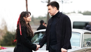 Çirkin dizisinin uluslararası dağıtımını Calinos Entertainment üstlendi