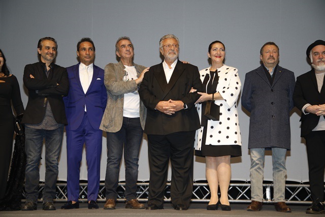 Kafalar Karışık Gala