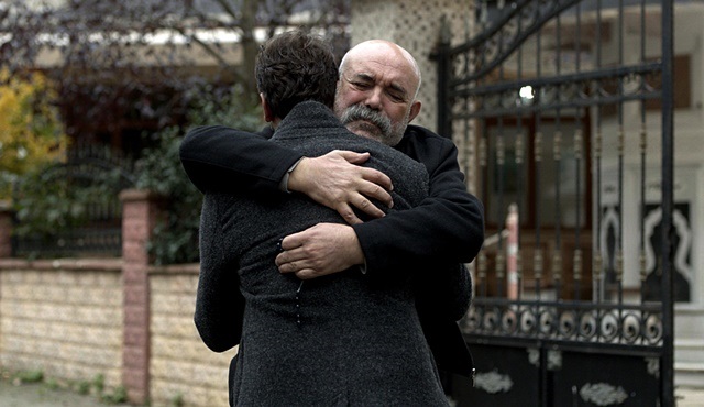 Çukur’da izleyenleri gözyaşlarına boğan buluşma!