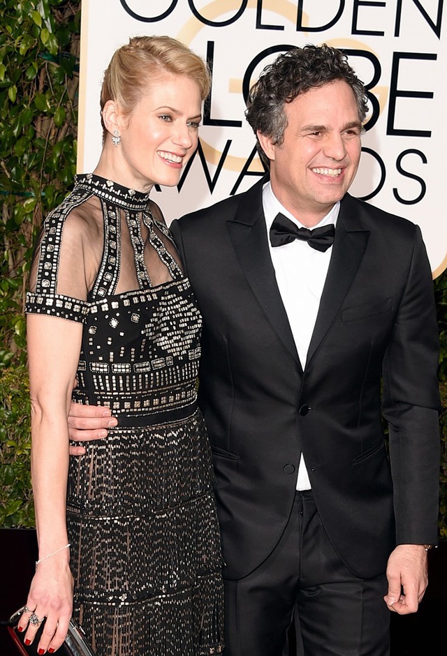 73. Altın Küre Ödülleri'nde hangi ünlü ne giydi?