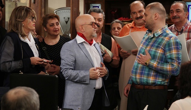 The Eighties: Residents of Çınaraltı are about to hit jackpot