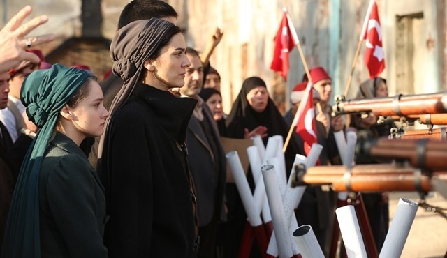 Vatanım Sensin: İnsan sevmeyen, vatanını nasıl sevsin?