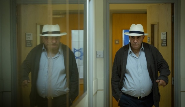 The Paring Knife Bölüm:8