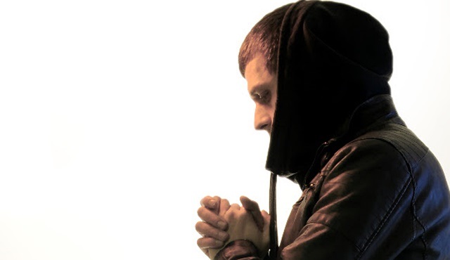 Allame’den Çukur'a özel şarkı: Kısır Döngü