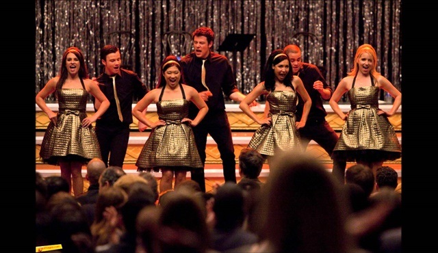 İnsanın içini umutla dolduran Glee performansları