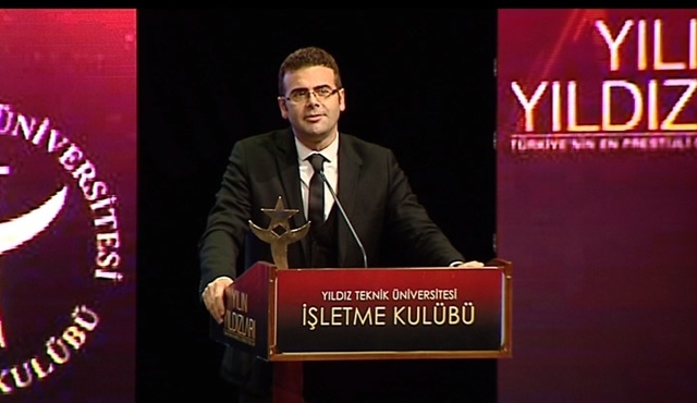 Yıldız Teknik Üniversitesi, İşletme Kulübü'nden Bloomberg HT’ye ödül!