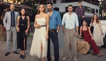 Bereketli Topraklar dizisinin afişi yayınlandı!