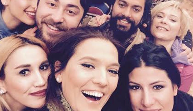 Ütopya’da Demet Akalın sürprizi!