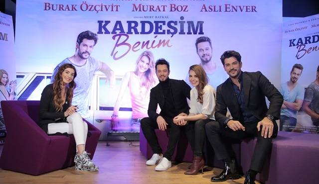 Kardeşim Benim’in oyuncuları Film Koptu'ya konuk oluyor! 