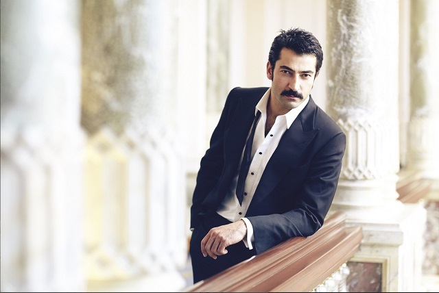 Bir gülüşe dünyayı sığdıran adam: Kenan İmirzalıoğlu