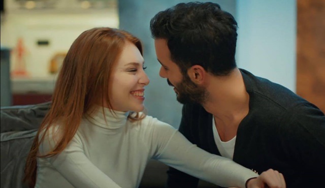 Kiralık Aşk: Bir gülüşte saklı aşk*