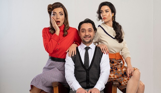 Burcu Kara, üç yıl aradan sonra tiyatro sahnesine dönüyor!