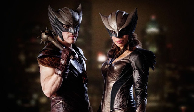 Hawkman ve Hawkgirl'ün kostümleri ortaya çıktı