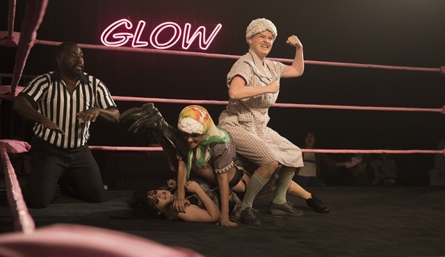 ​İkinci sezonu ile ringlere geri dönen GLOW’dan resmi fragman paylaşıldı!