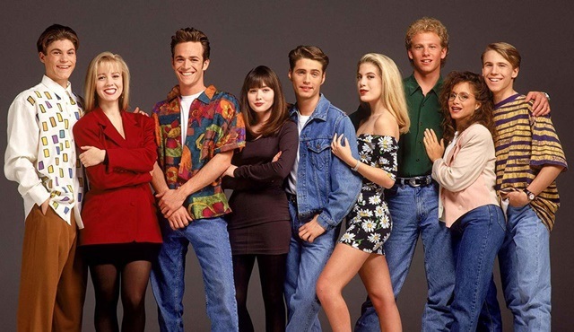 Ay Yapım'dan Beverly Hills, 90210 uyarlaması geliyor!