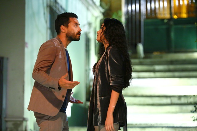 İlk Bölümden Kareler - Özel