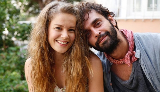 Çok Uzak Fazla Yakın, Tv’de ilk kez Kanal D'de ekrana geliyor!