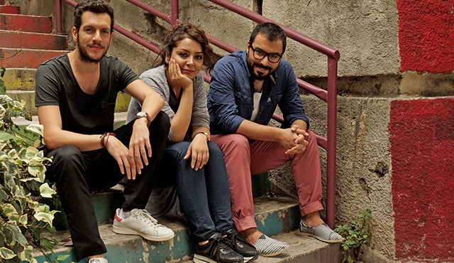 Kaçmaktan kovalamaya vakit bulamıyoruz