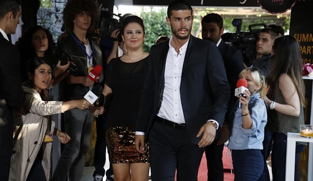 Setten: İlk Kareler