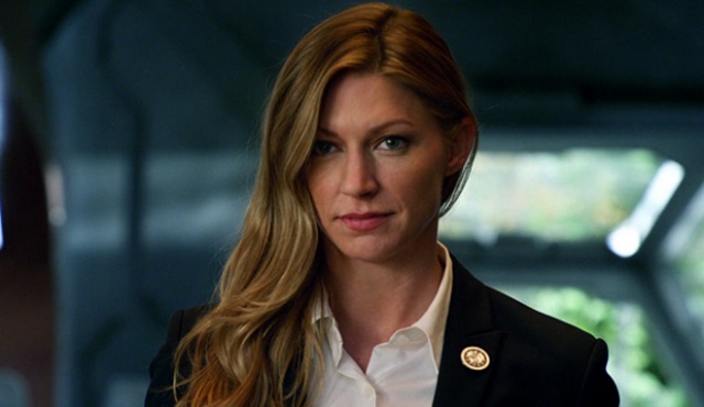 Jes Macallan, Legends of Tomorrow'un ana kadro oyuncusu oldu